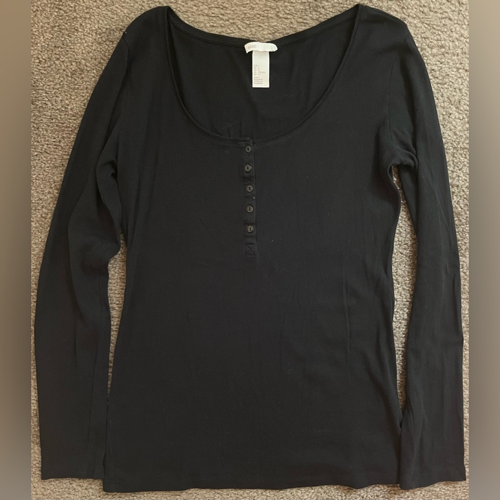 H&M Classic Black Long Sleeve Tee